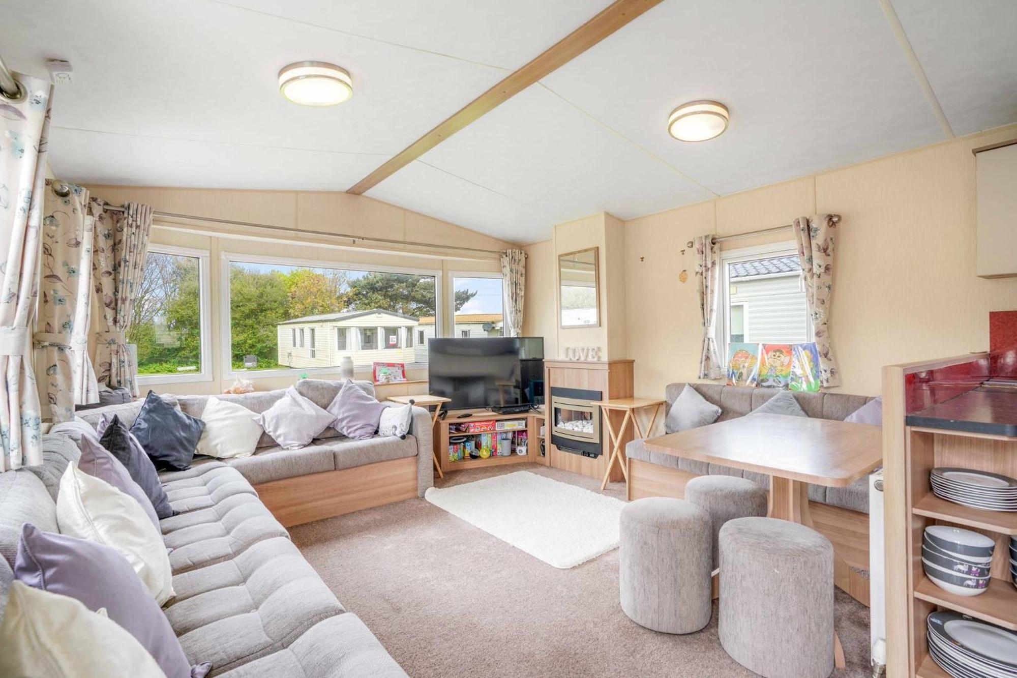 Sunscape Lodge Corton  Eksteriør bilde